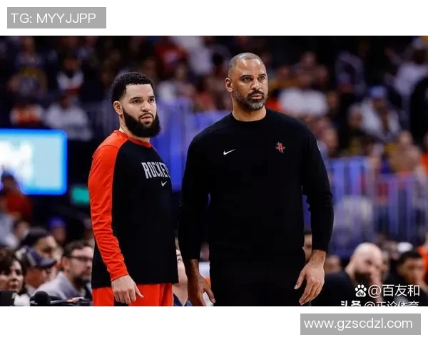 没签!里夫斯拒绝湖人四年8920万美元提前续约合同 没签!里夫斯拒绝湖人四年8920万美元提前续约合同