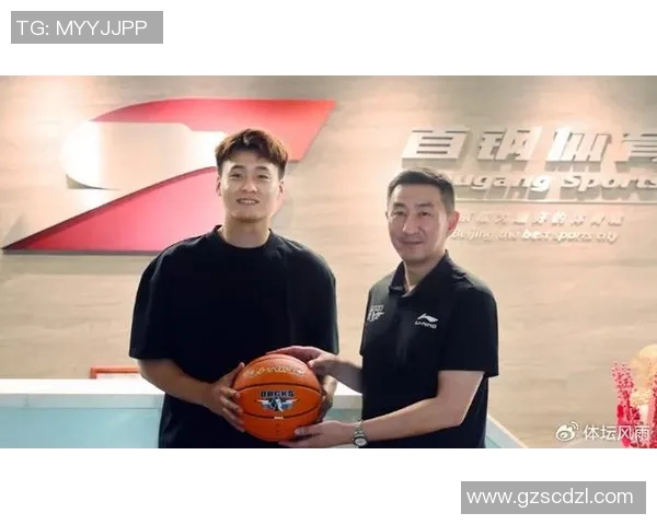 新疆男篮发文，祝福赵睿开启新征程