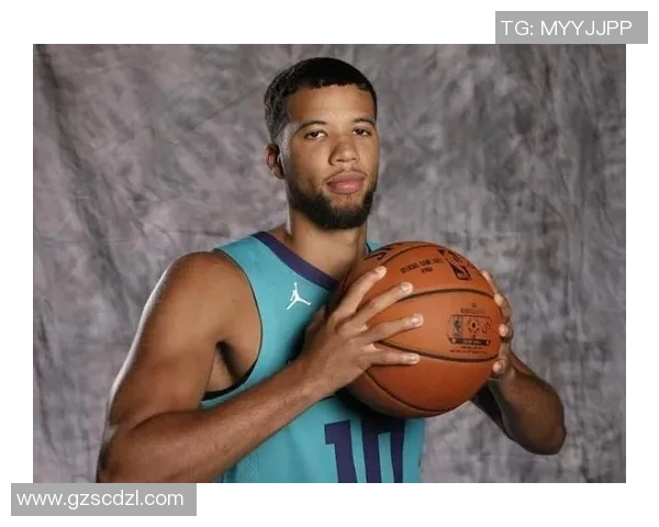 2年1亿，恭喜快船！不愿沦为垃圾合同，他也在拯救自己的职业生涯