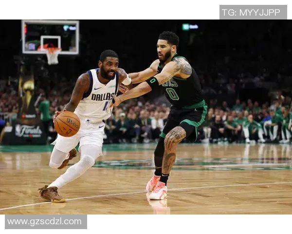 队记：欧文随队参加三连客之旅，并在今天进行了个人训练